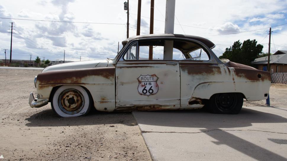 Free Image of Route 66 Abandoned Car 
