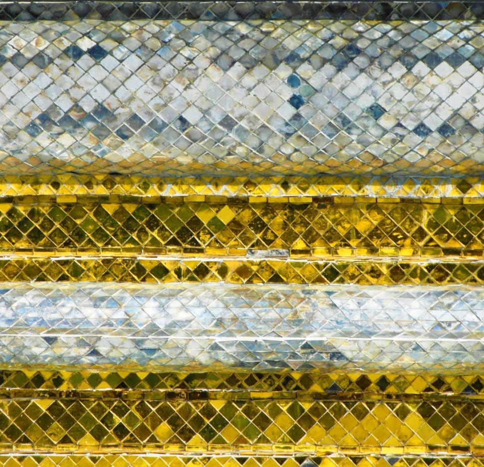 Free Image of Gold Diamond Texture 