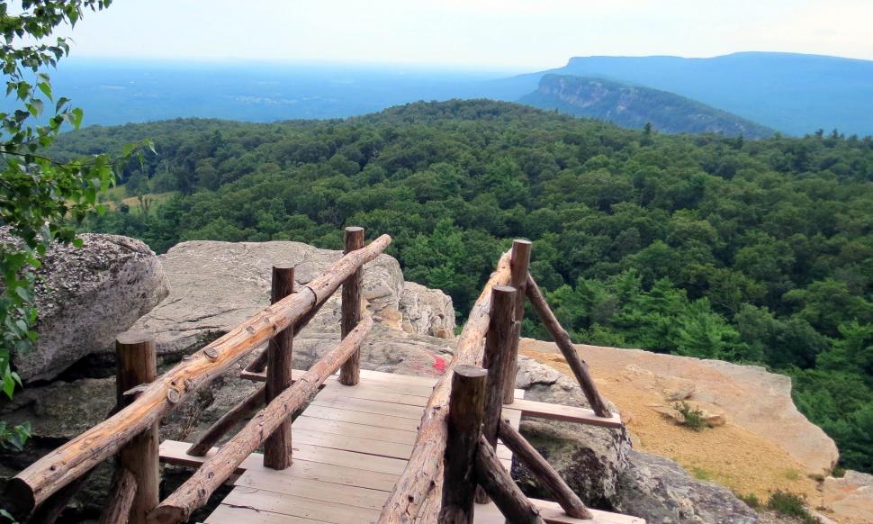 Free Image of Wooden bridge 
