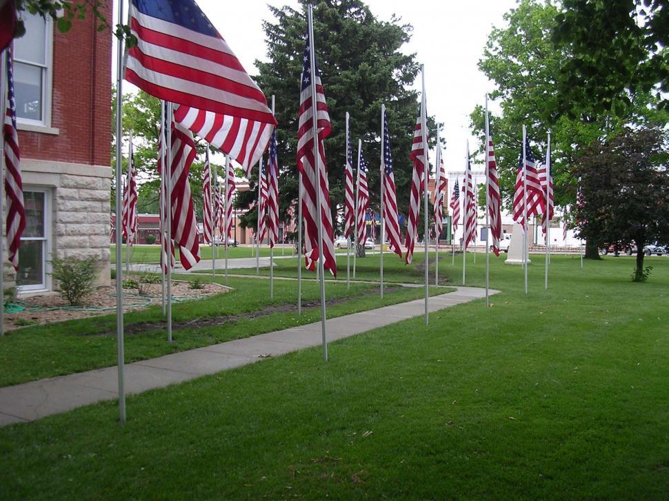 Free Image of Flags around small town courthouse on Memorial Day 