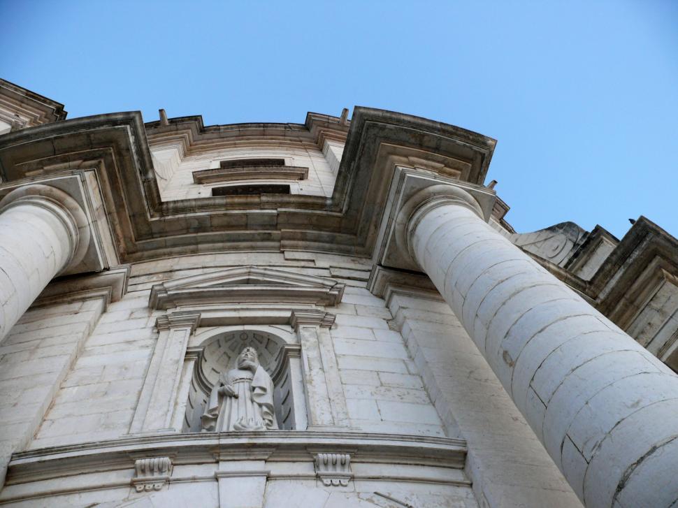 Free Image of National Pantheon Lisbon - Church of Santa Engracia 