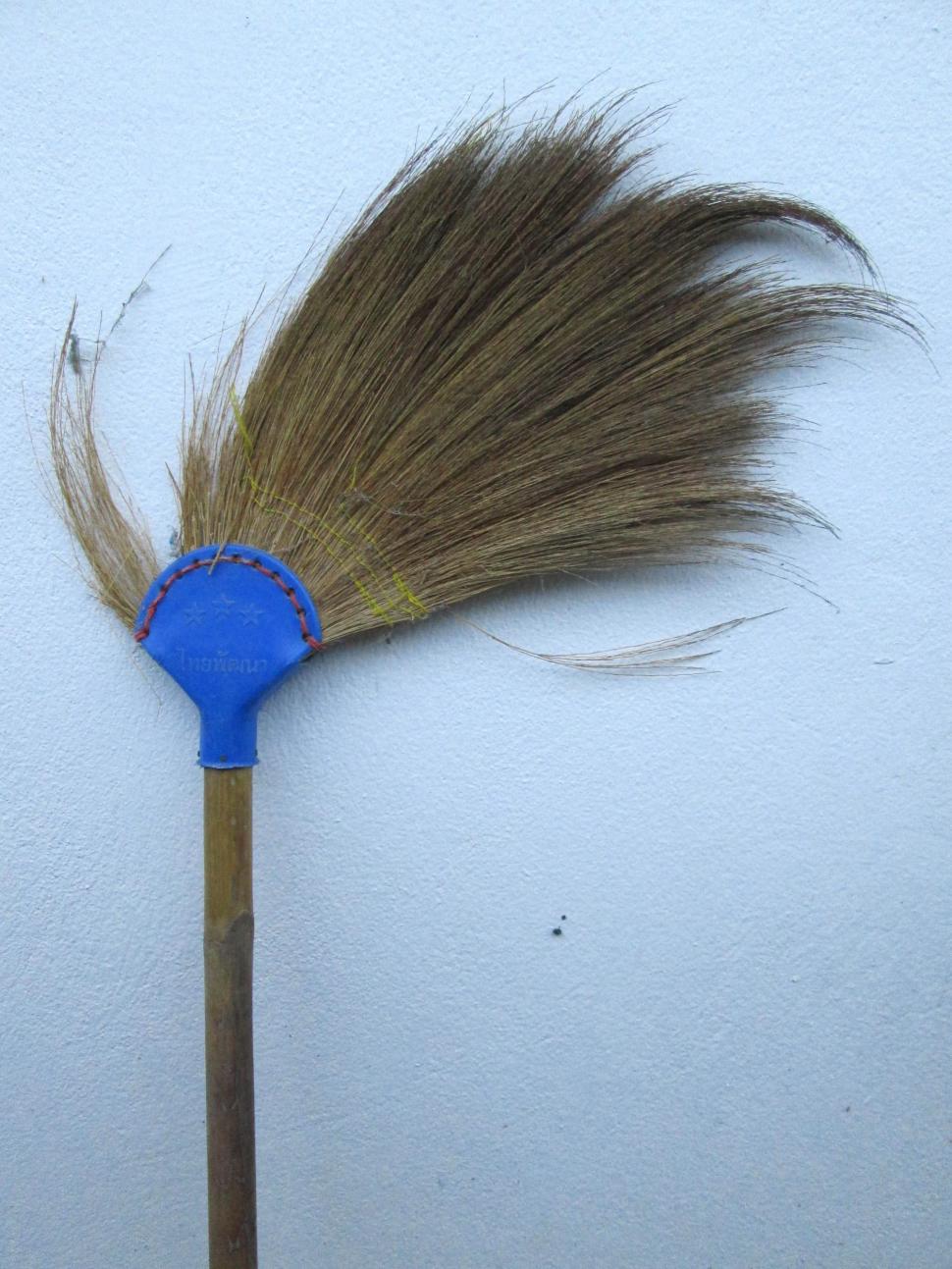 Free Image of Broom 