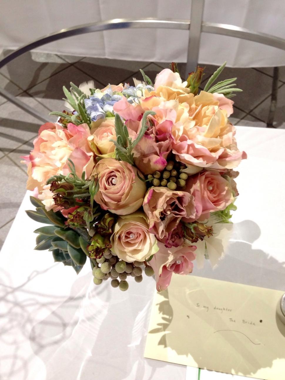 Free Image of Bouquet of flowers 