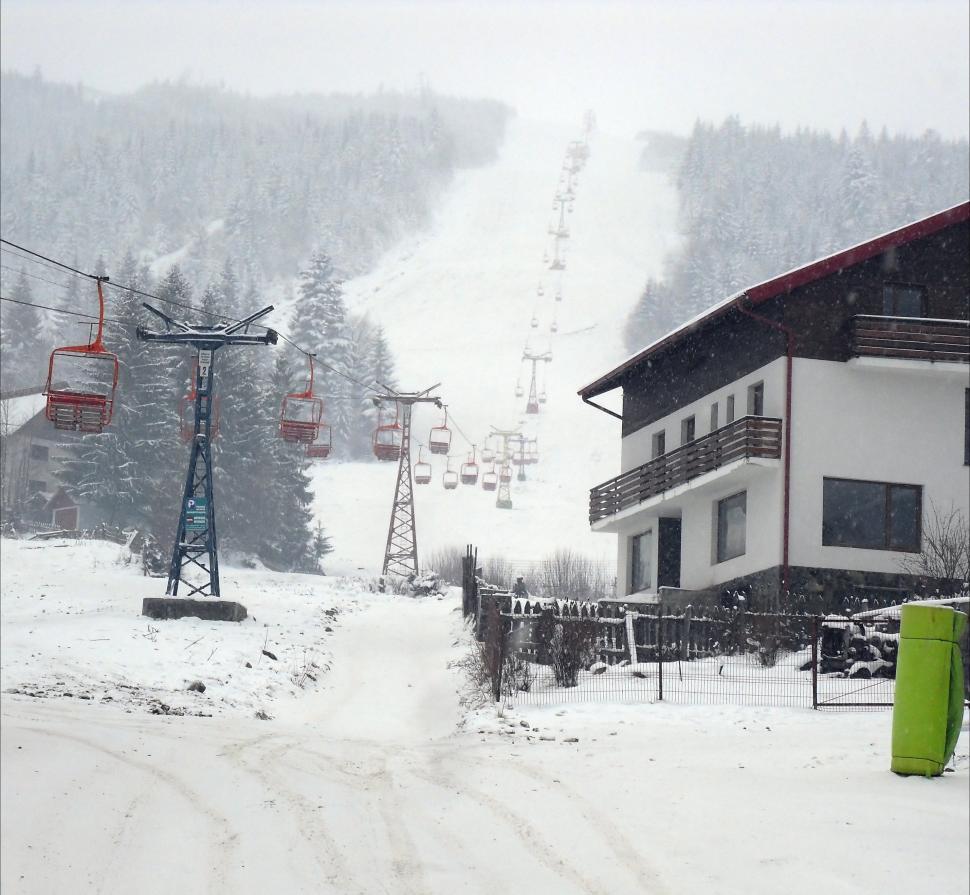 Free Image of Funicular Over Slopes 