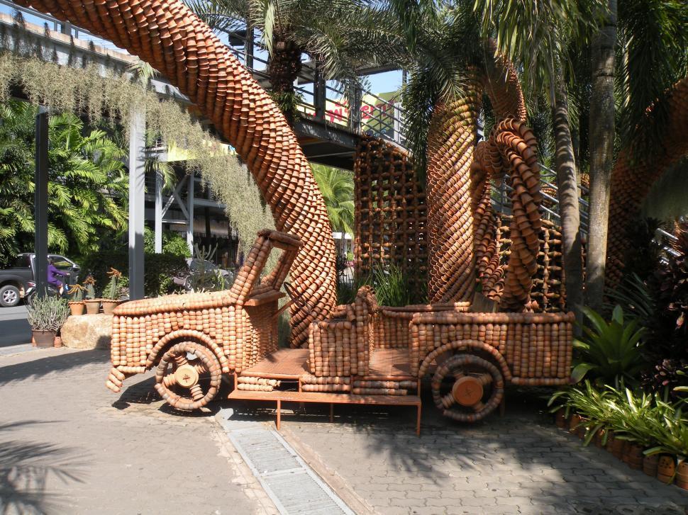 Free Image of The Pot Jeep 