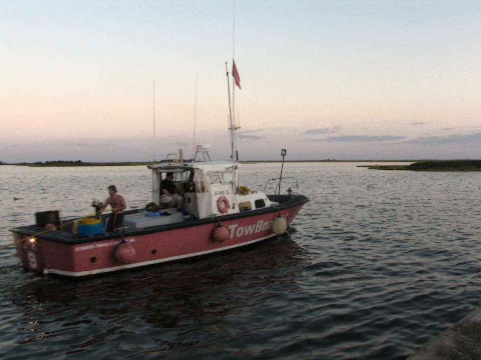 Free Image of towboat 