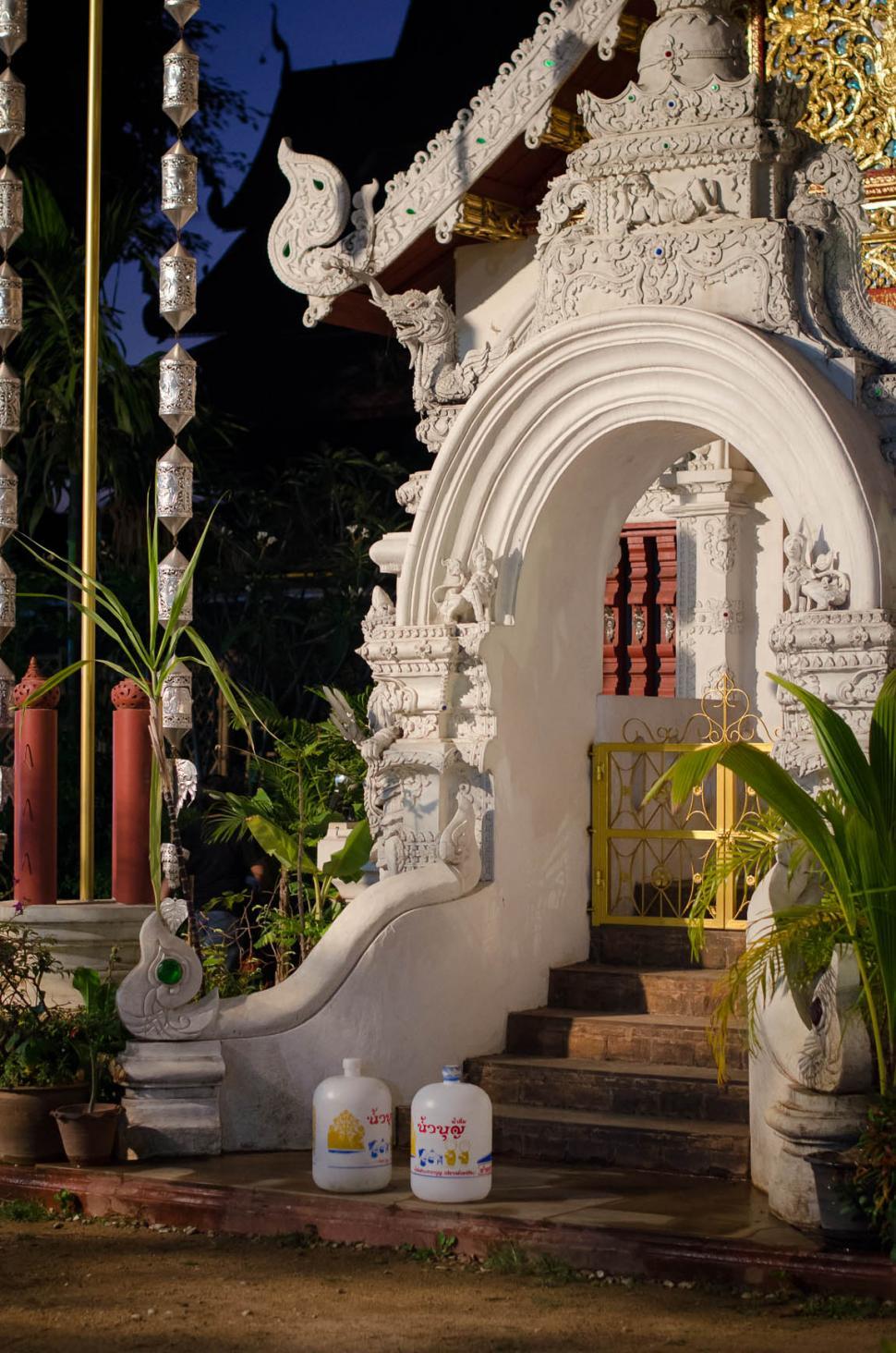 Free Image of Thai Temple 