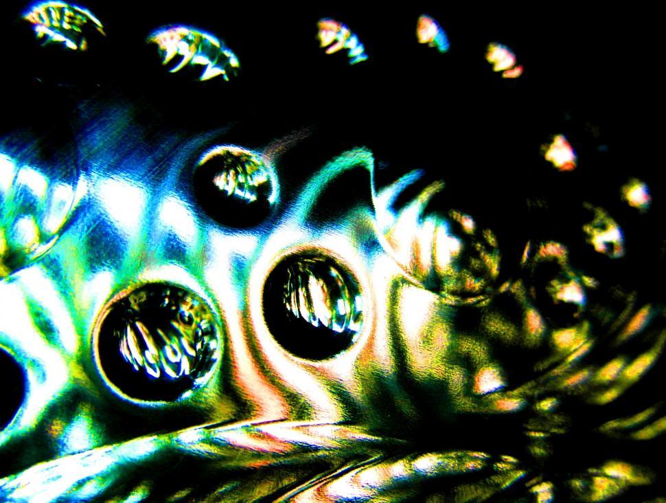 Free Image of Dark Abstract Bubbles 