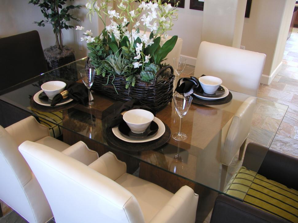Free Image of Place Setting 