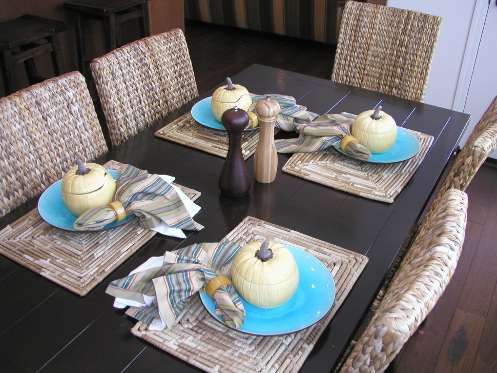 Free Image of Place Setting 