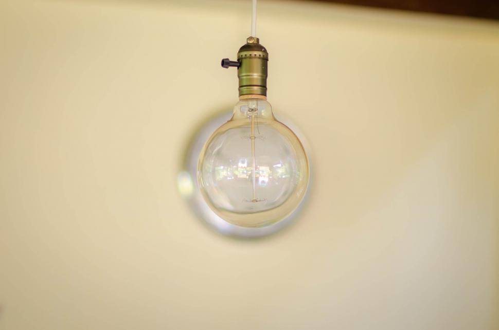 Free Image of Bulb 