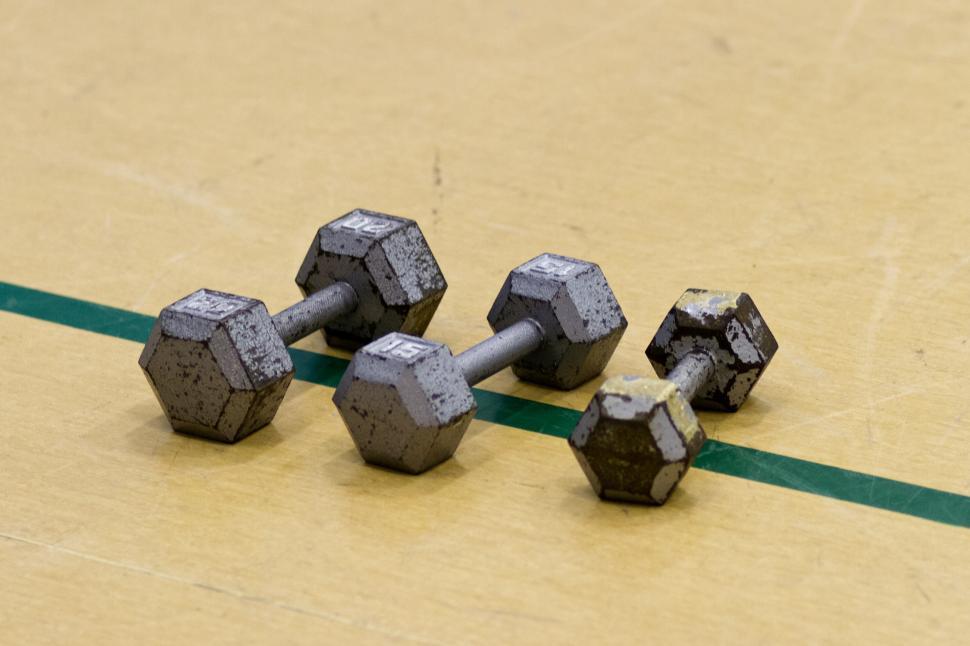 Free Image of Weight training 