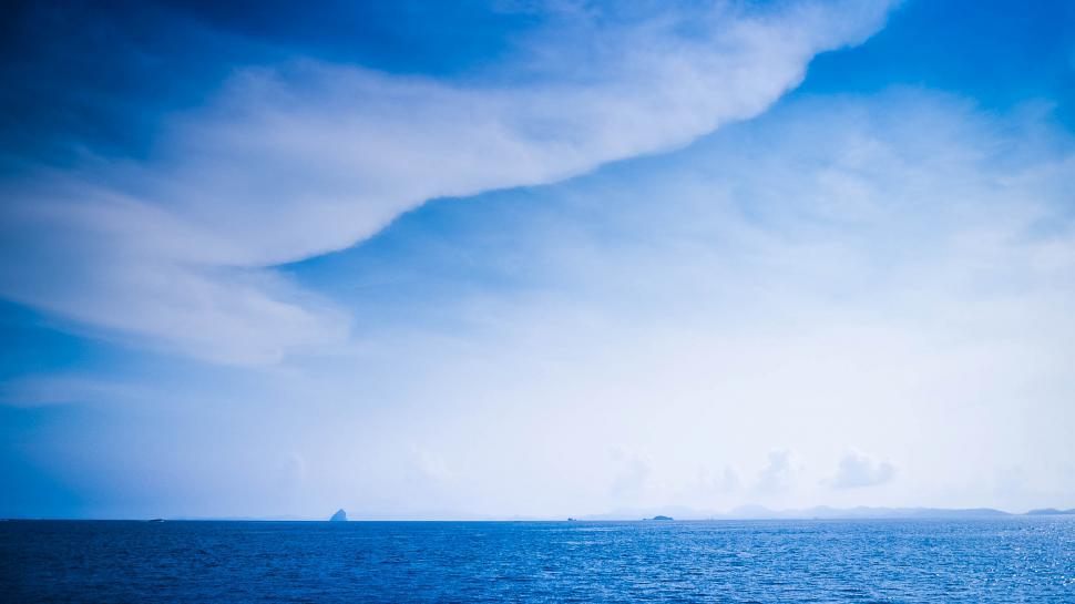 Free Image of Blue Sky 