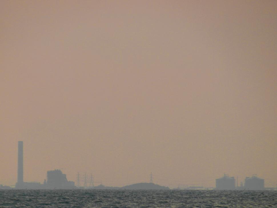 Free Image of Factories at sunset 