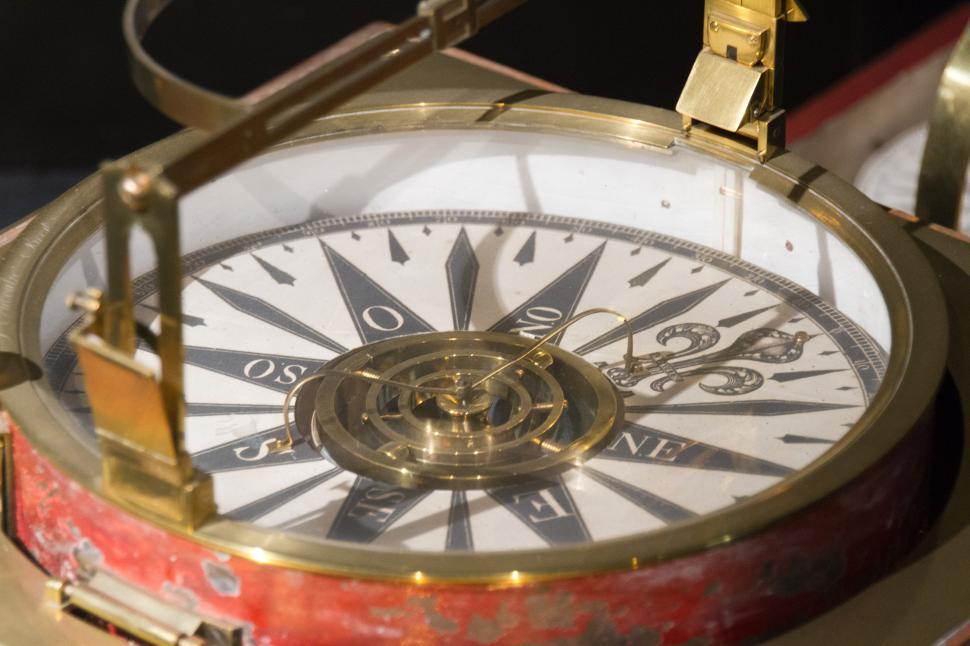Free Image of Compass 