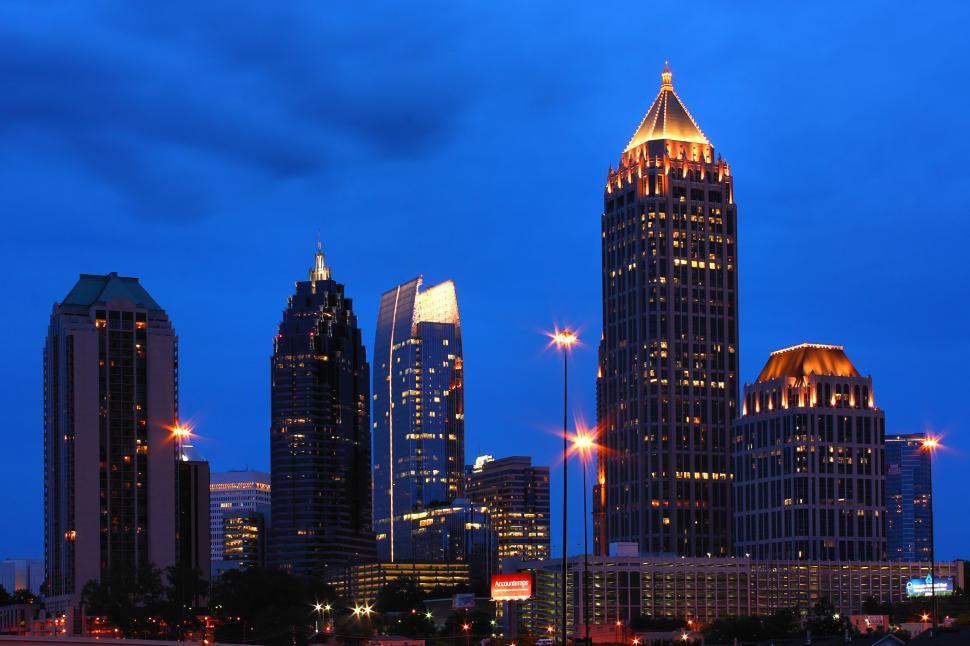 Free Image of Atlanta Skyline At Night 