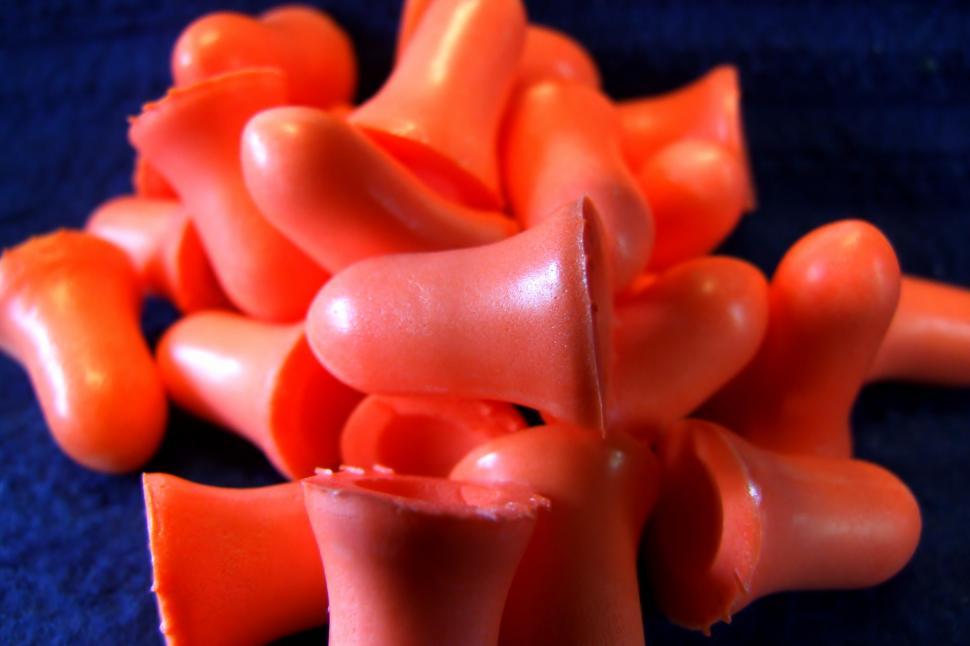 Free Image of Ear Plugs 