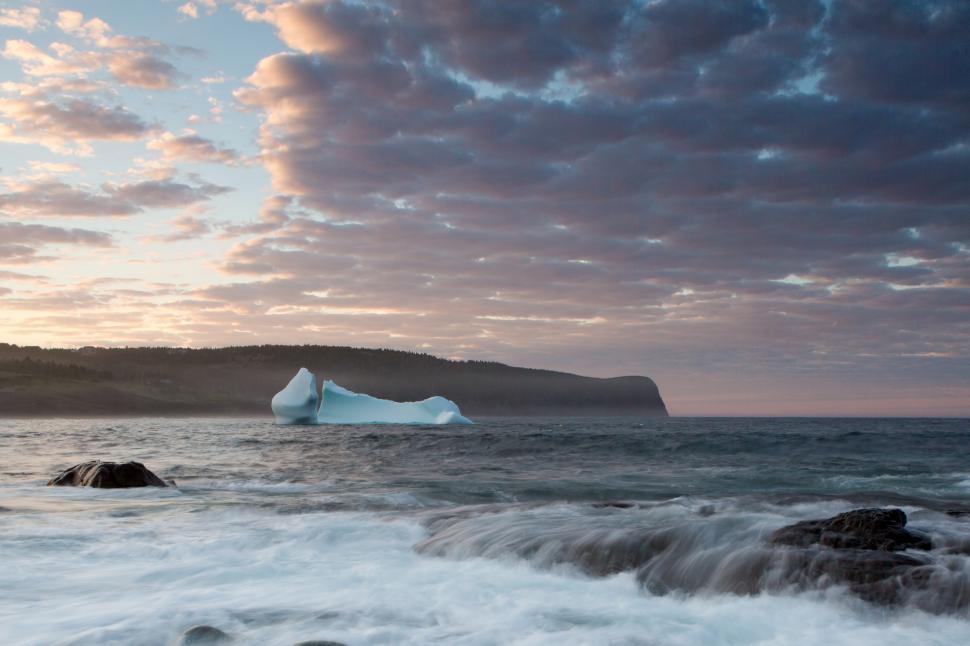 Free Image of Iceberg 