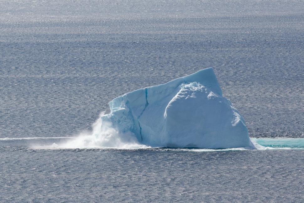 Free Image of Collapsing Iceberg 