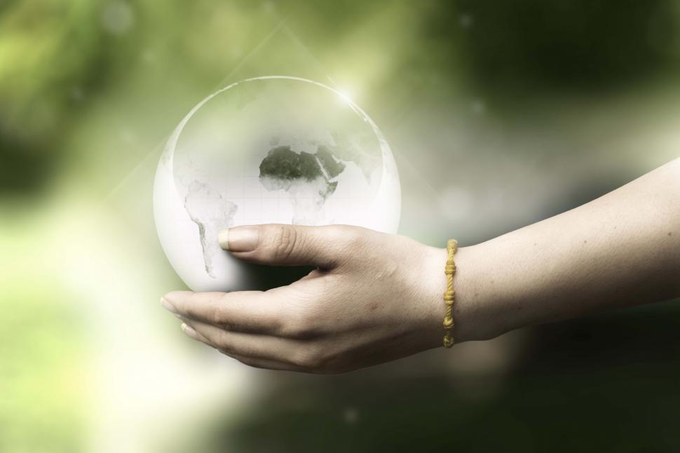 Free Image of The World Is Yours - Environment Concept  