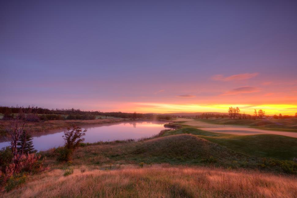 Free Image of Golf Course 