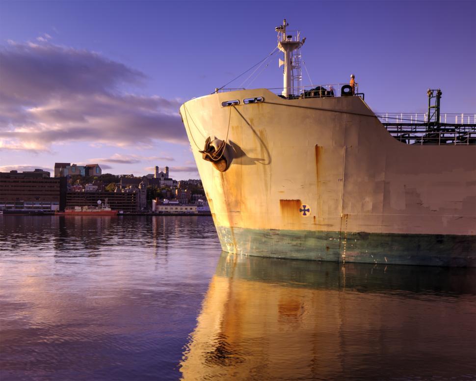 Free Image of Ship 