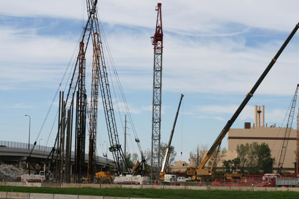 Free Image of pile driver 
