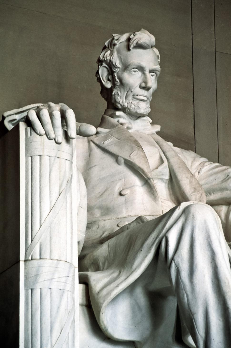 Free Image of Statue of Lincoln  