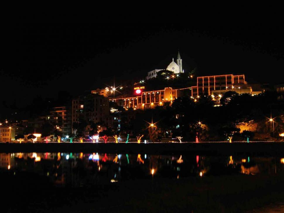 Free Image of Church in mountain at night 