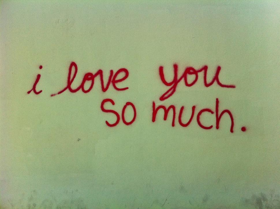 Free Image of I love you vandalism 