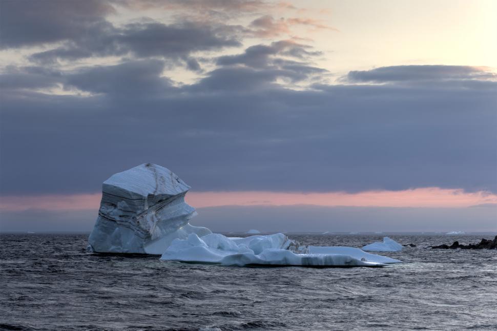 Free Image of Iceberg 
