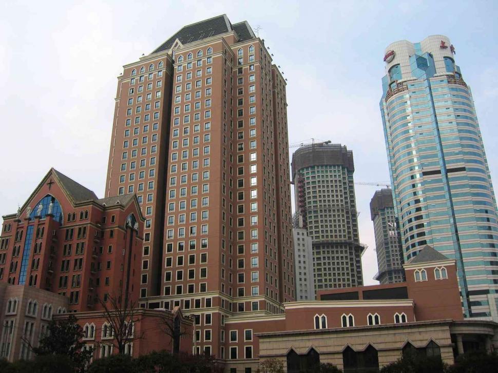 Free Image of highrise apartment 