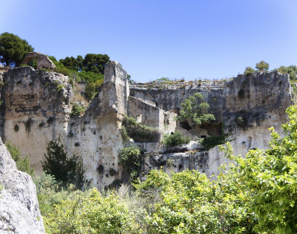 Free Image of Caves 