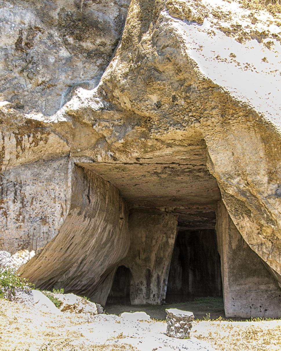 Free Image of Cave 