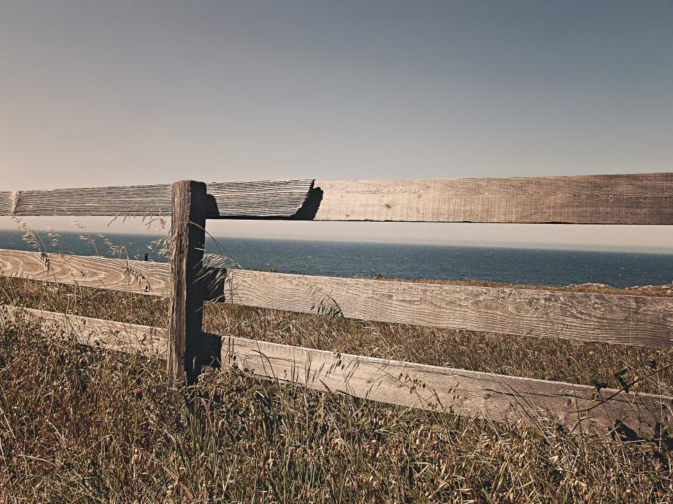 Free Image of Fence 