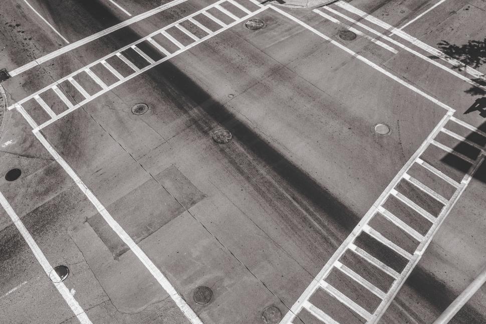 Free Image of Empty intersection 