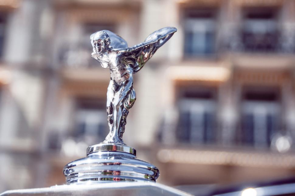 Free Image of Spirit of Ecstasy hood ornament 