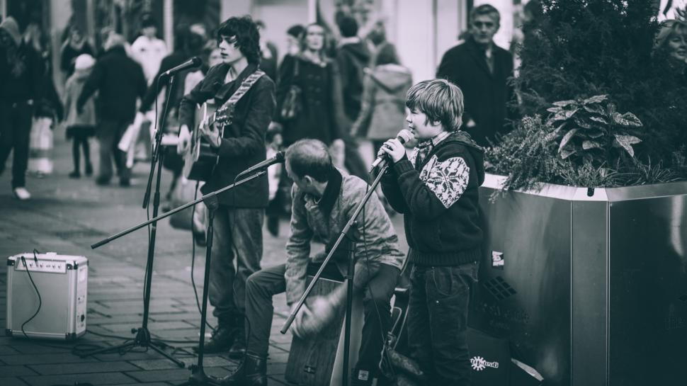 Free Image of Young Singer, Buchanan Street, Glasgow 