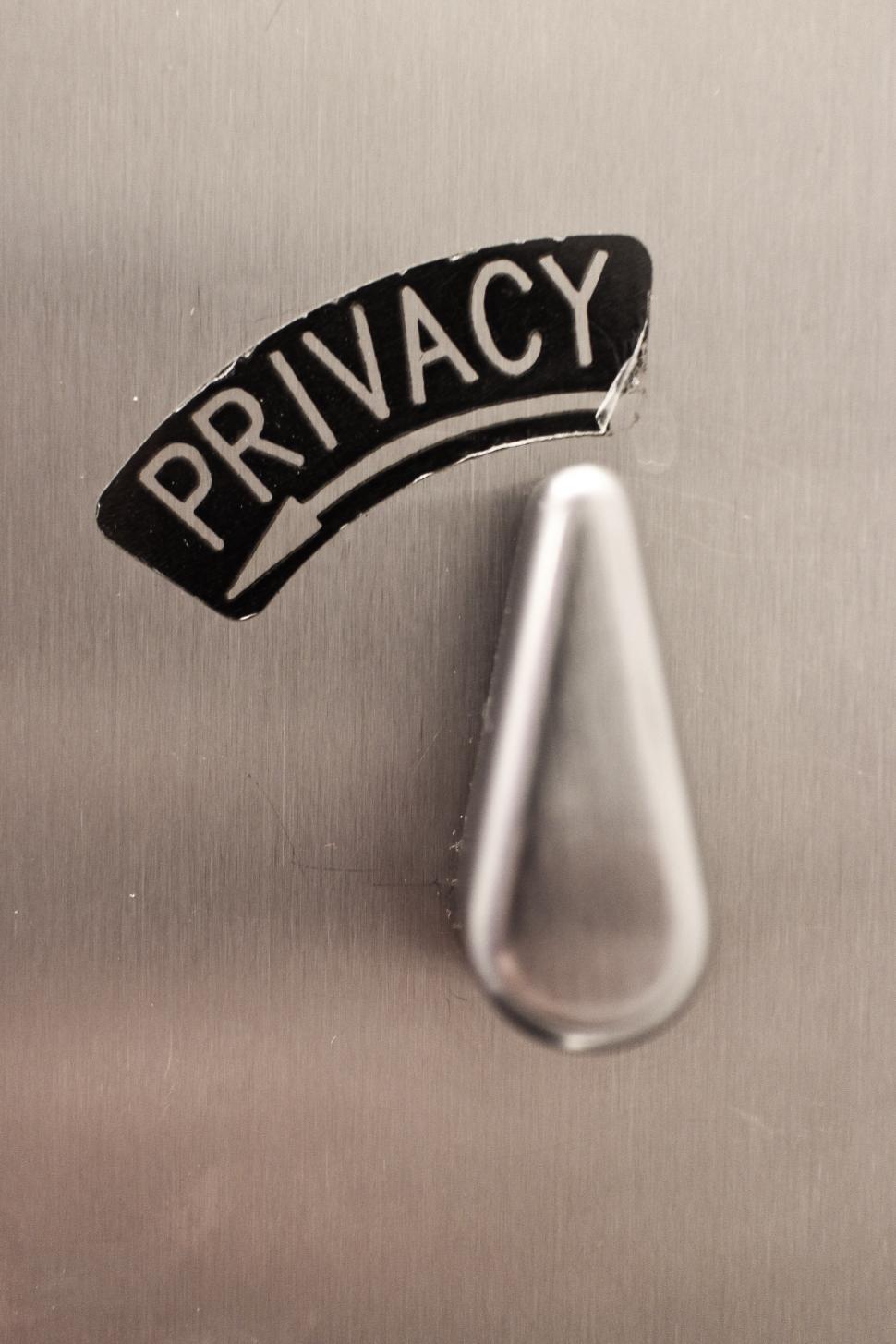Free Image of Toilet door handle 