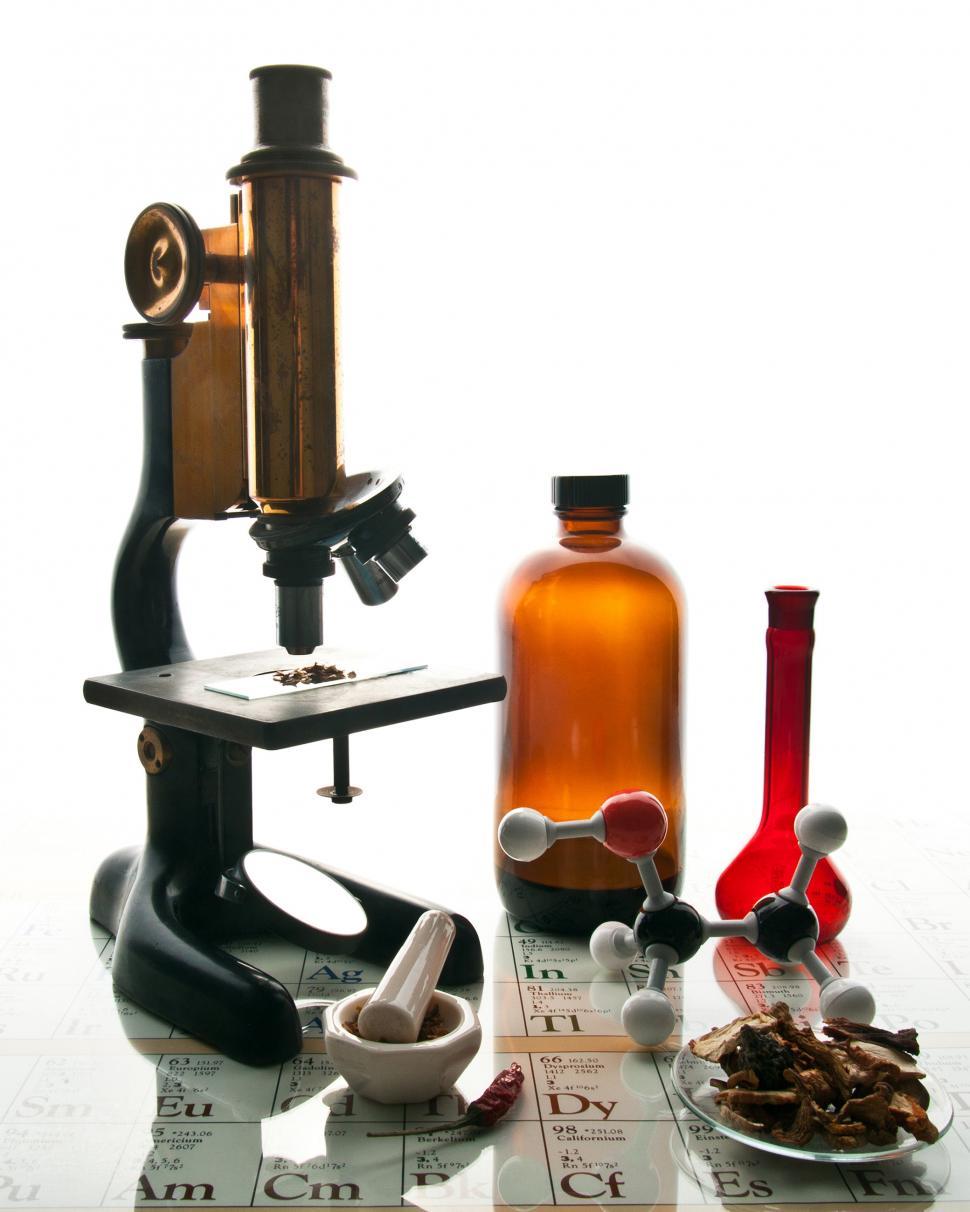 Free Image of Vintage Lab Equipment 