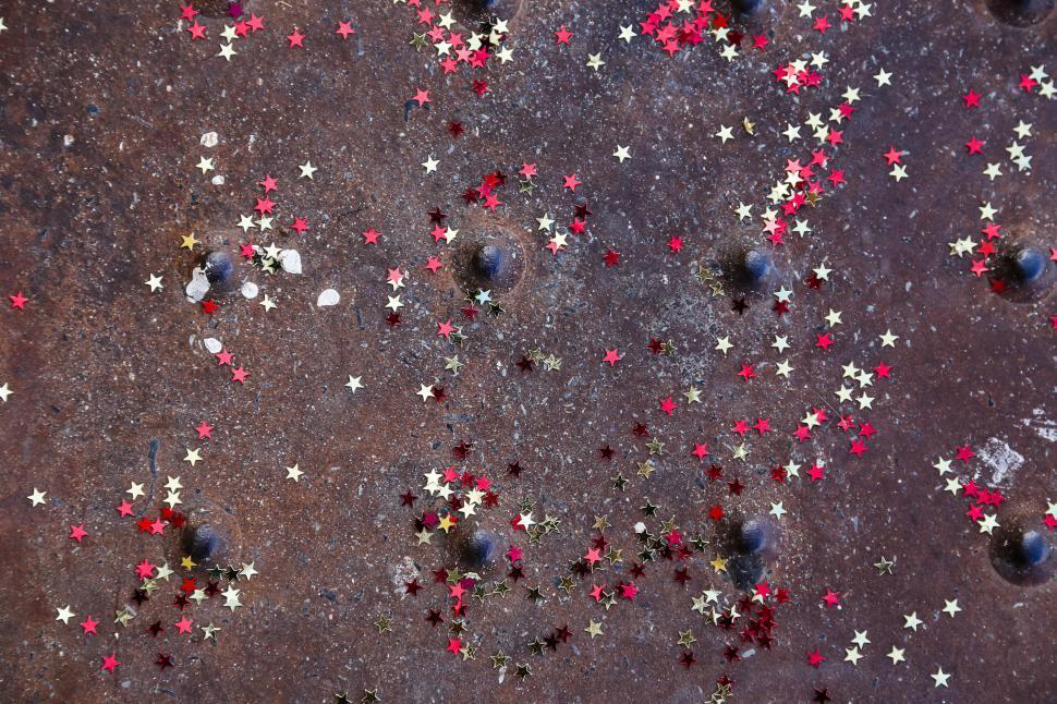 Free Image of Star Confetti 