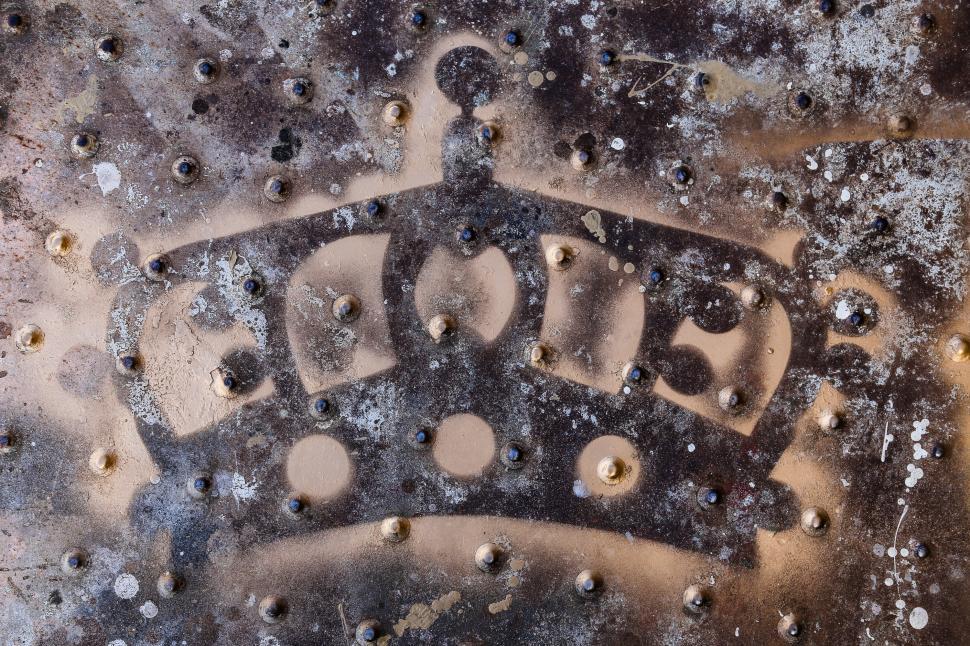 Free Image of Crown Stencil 