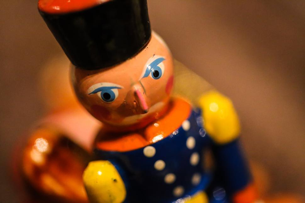 Free Image of Front of Toy Soldier 