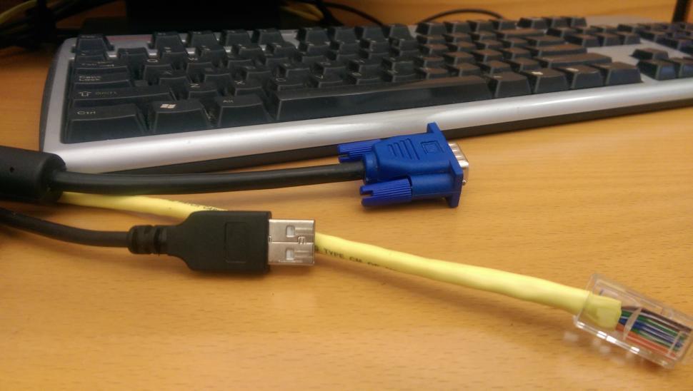 Free Image of Computer Keyboard and wires 