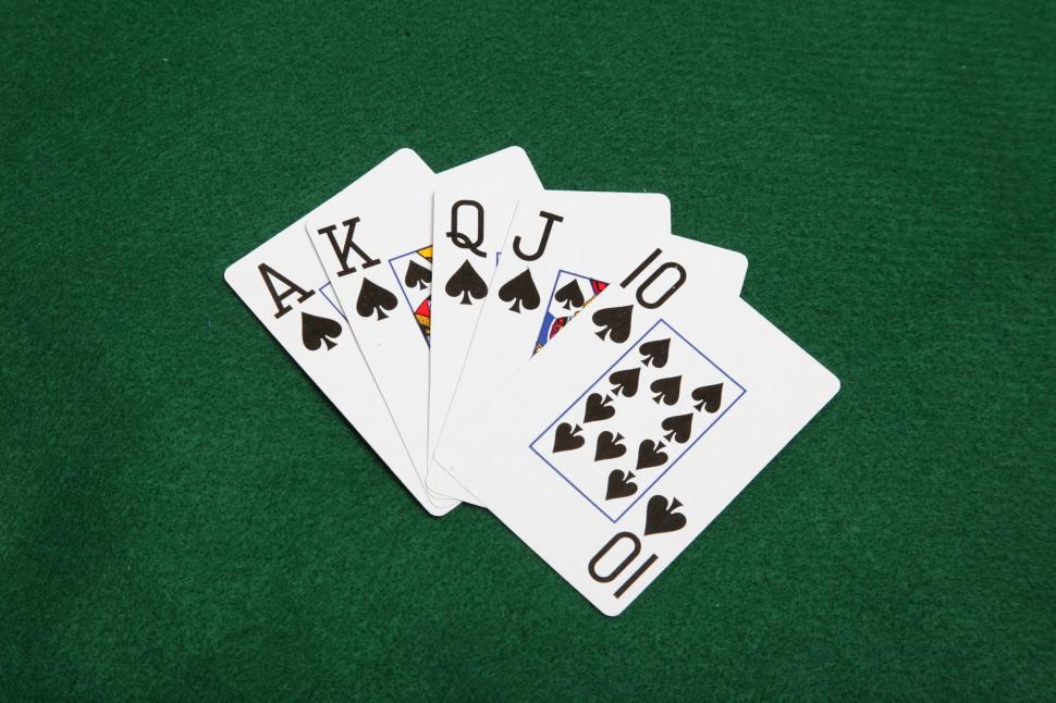 Free Image of Poker hand straight 