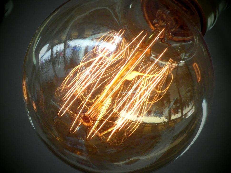 Free Image of Edison Light Bulbs 
