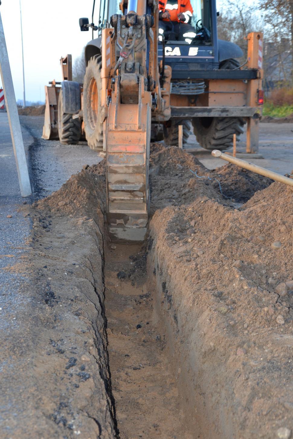 Free Image of Digger at work 