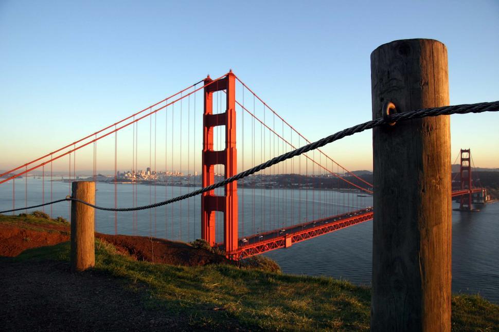 Free Image of Golden Gate bridge fence 