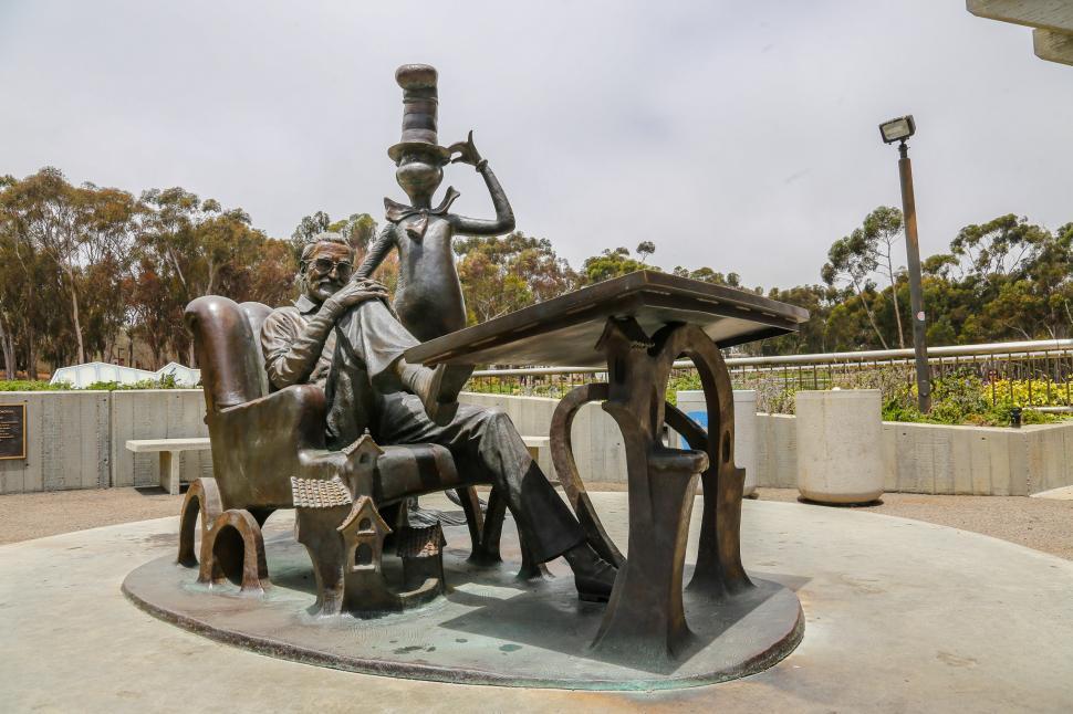 Free Image of Theodor Geisel and Cat in the Hat 
