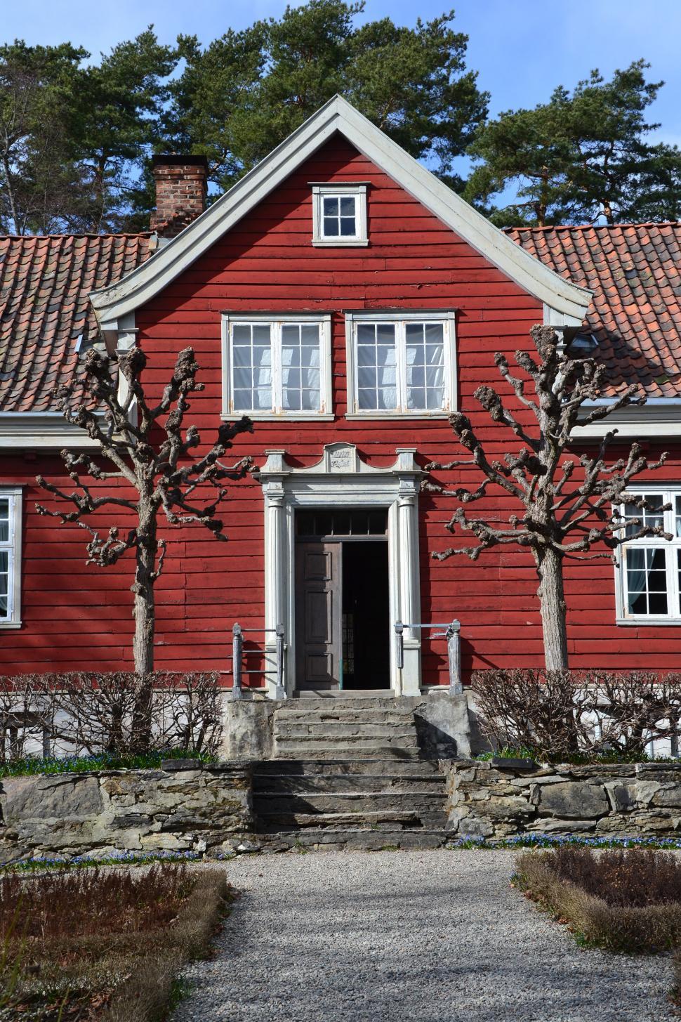 Free Image of Museum of Cultural History 